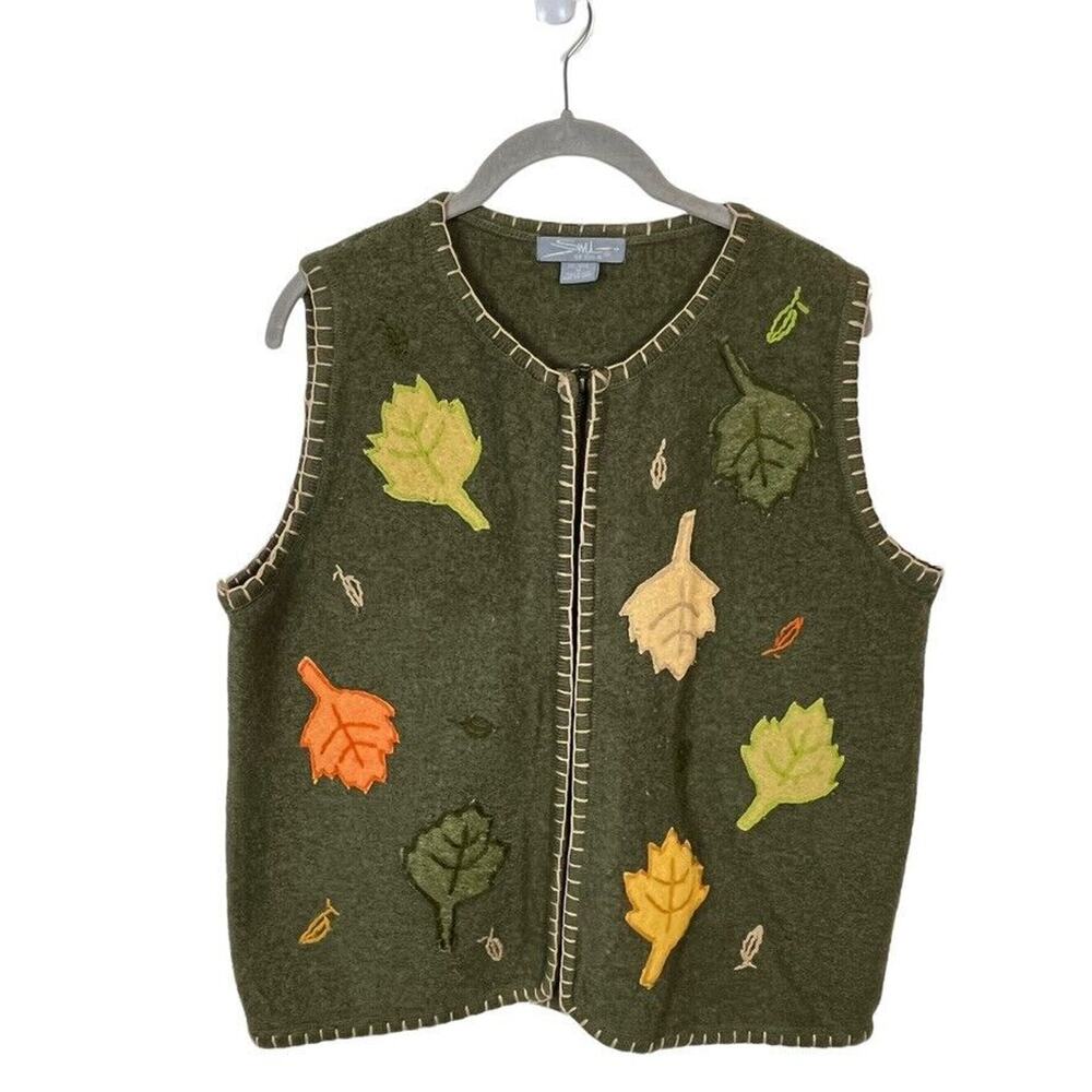 Wool Sweater Vest Fall Leaves Women Vintage Size Medium Has Hole Green Autumn